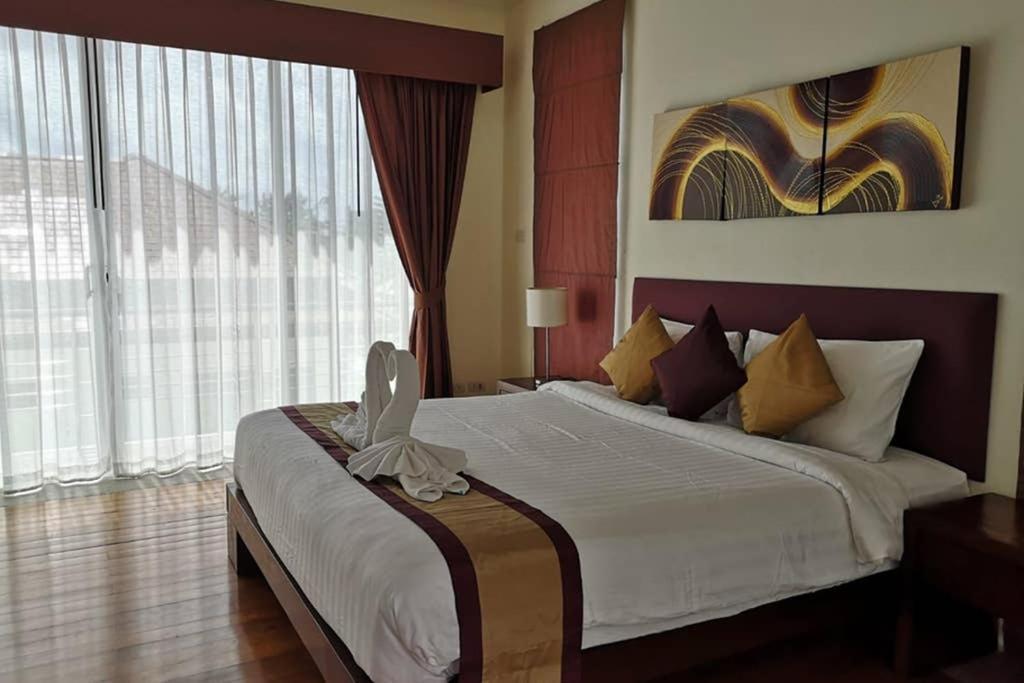 4 Bedroom Villa Kamala Beach Phuket ภายนอก รูปภาพ